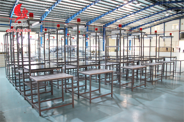 ban-thao-tac-co-khi-khung-thep-son-tinh-dien 5.jpg (327 KB)